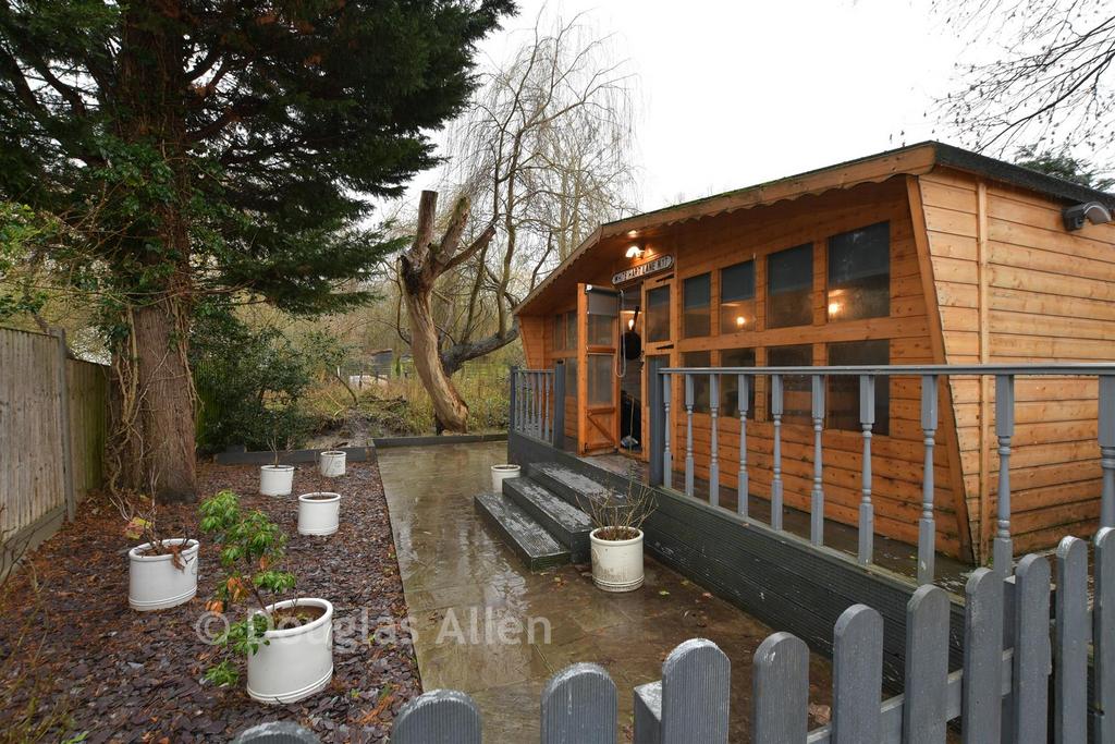 Workshop/Outbuildings*B
