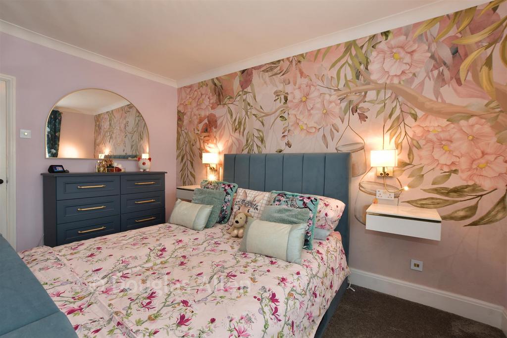 Bedroom 1*B