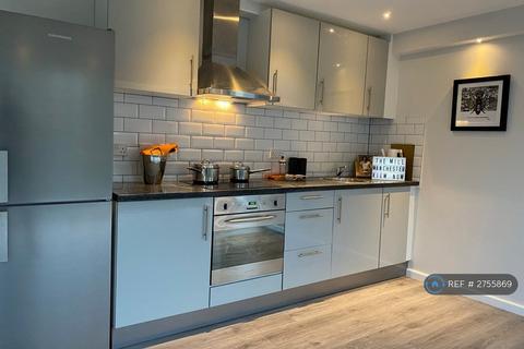 2 bedroom flat to rent, South Hall Street, Salford, M5