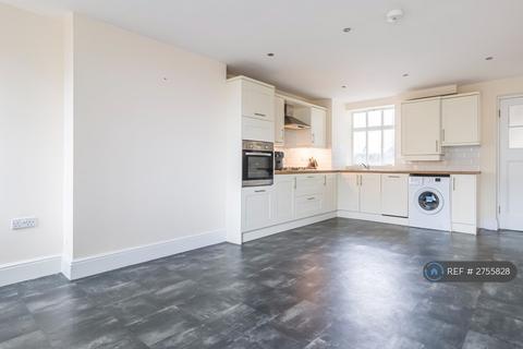3 bedroom flat to rent, Lord Street, Southport, PR8