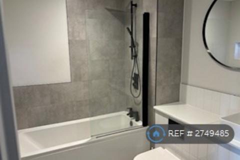 1 bedroom in a flat share to rent, The Courtyard, Rayleigh, SS6