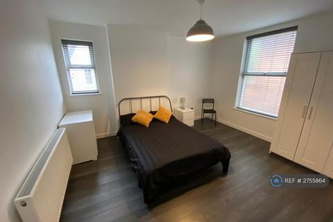 2 bedroom flat to rent, Addison Street, Nottingham, NG1