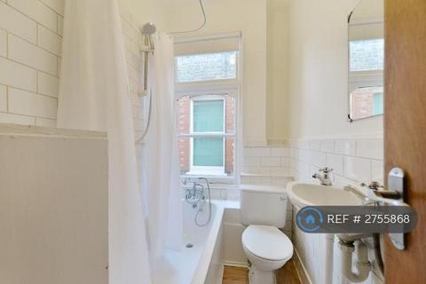 1 bedroom flat to rent, Danvers Road, London, N8