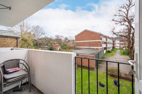 undefined, Rosewood Court, North Kingston, Kingston upon Thames, KT2