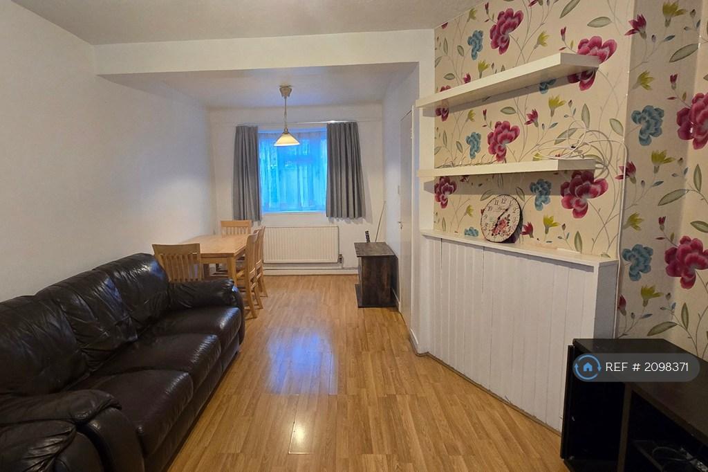 Lounge Facing Rear