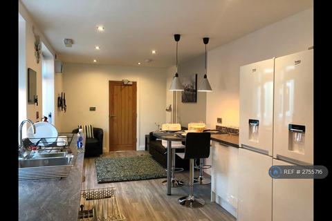 1 bedroom in a house share to rent, Mesnes Road, Wigan, WN1