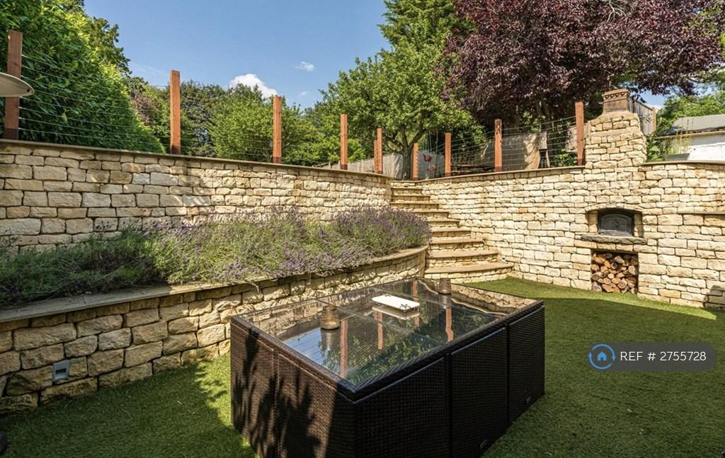 Terrace3 And Pizza Oven