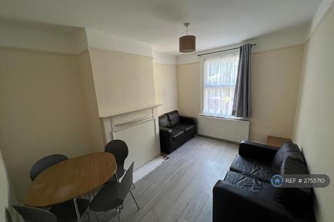 undefined, Kingston Road, Luton, LU2