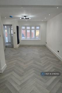 undefined, Crompton Close, Walsall, WS2