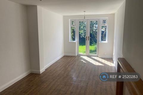 3 bedroom semi-detached house to rent, Braymoor Road, Birmingham, B33