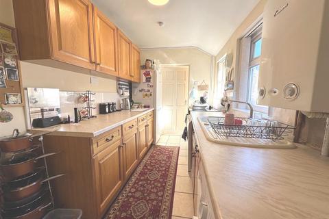 3 bedroom townhouse for sale, North Street, Leek, Staffordshire