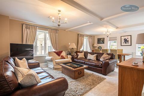 3 bedroom apartment for sale, West Court, Carriage Spring Drive, Broomhill, Sheffield