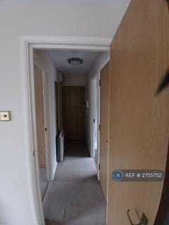 1 bedroom flat to rent, Burnham, Slough, SL2
