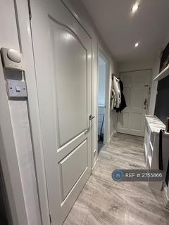 undefined, Main Street, Glasgow, G40