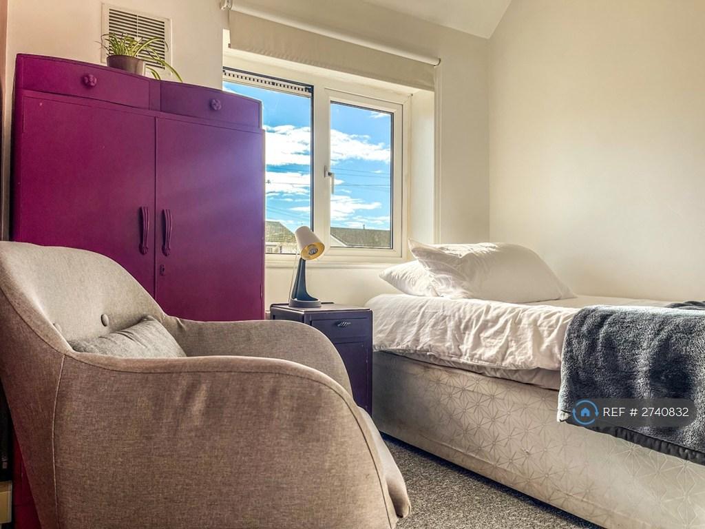 Single Bedroom