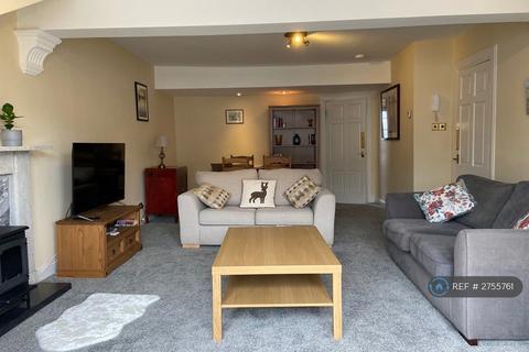 1 bedroom flat to rent, Albany Street, Edinburgh, EH1