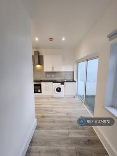 undefined, Selsdon Road, South Croydon, CR2
