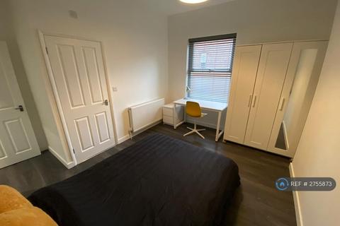 3 bedroom flat to rent, Addison Street, Nottingham, NG1