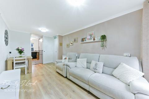 1 bedroom apartment for sale, Lions Close, London