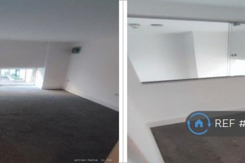 2 bedroom flat to rent, Building, London, SE18