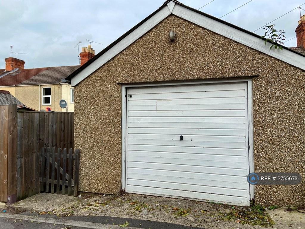 Lock Up Garage