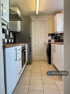 2 bedroom terraced house to rent, Edmund Street, Swindon, SN1