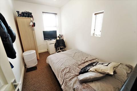 undefined, Wellington Street, Nottingham, Nottinghamshire, NG3