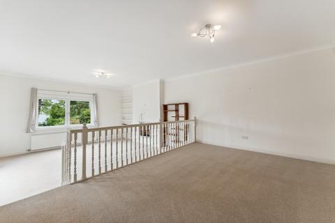 4 bedroom semi-detached house to rent, Broomcroft Road, Newton Mearns, East Renfrewshire, G77 5ER