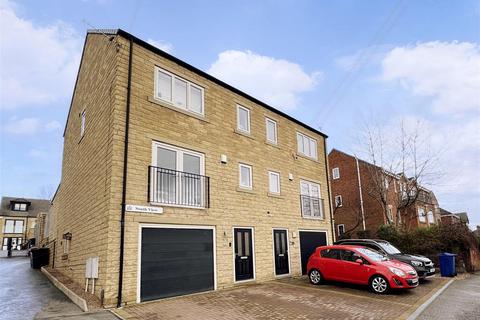 4 bedroom semi-detached house for sale, New Road, Staincross