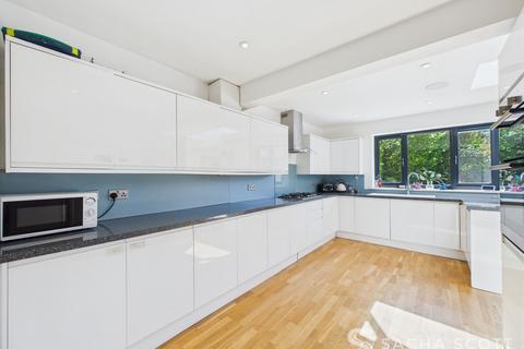 undefined, Partridge Mead, Banstead, SM7