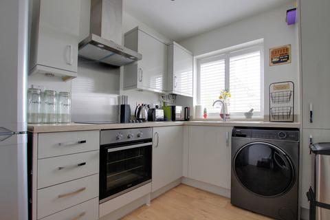 2 bedroom semi-detached house for sale, Sheffield Close, Reading RG8