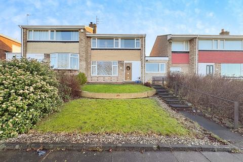 3 bedroom semi-detached house for sale, Hillhead Parkway, Tyne and Wear NE5