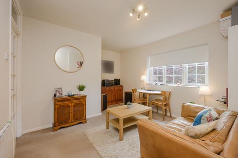 1 bedroom apartment for sale, Sunnyside, Wimbledon Common SW19