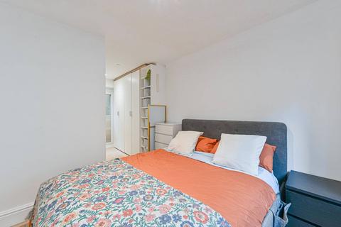 1 bedroom flat for sale, Robert Burn Mews, Herne Hill, London, SE24
