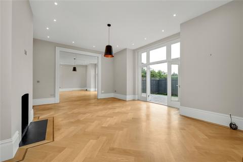 3 bedroom apartment for sale, St. Georges Avenue, Weybridge, Surrey, KT13