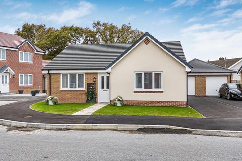 2 bedroom detached bungalow for sale, Y Gerddi, Pontardulais, Swansea