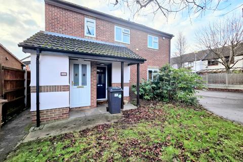 3 bedroom maisonette to rent - Chelmsford CM2