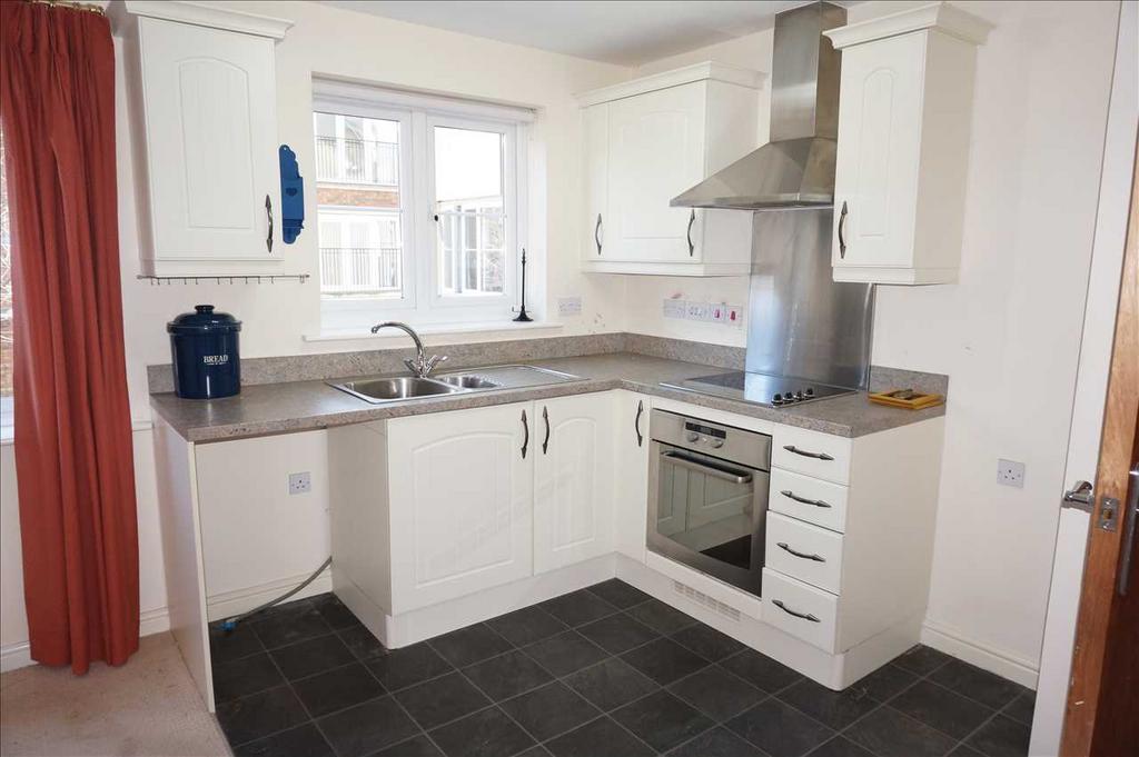 Kitchen area :