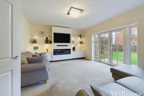 undefined, Arch Grove, Aylesbury HP18