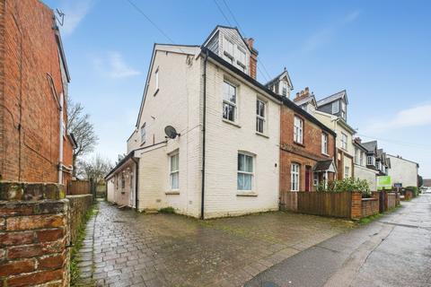 undefined, London Road, Wokingham, Berkshire, RG40