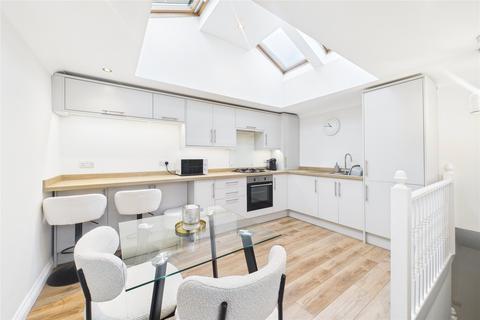 undefined, London Road, Wokingham, Berkshire, RG40