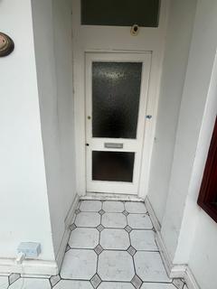 3 bedroom terraced house to rent, London, E12