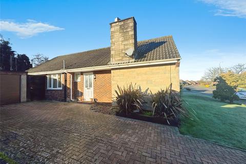 3 bedroom bungalow to rent, Trevor Drive, Kent ME16