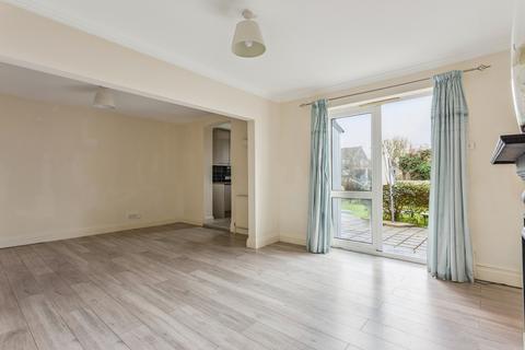 1 bedroom ground floor flat for sale, Northwood Hills HA6