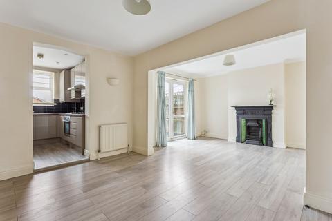 1 bedroom ground floor flat for sale, Northwood Hills HA6