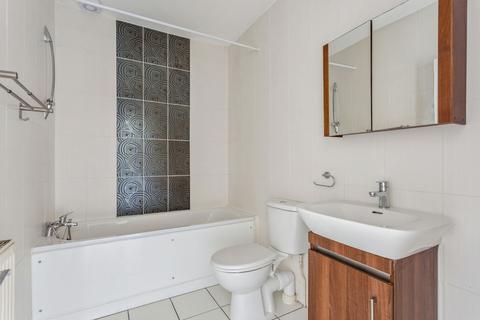 undefined, Flat, 135 Pinner Road, Northwood Hills HA6