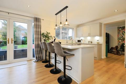 4 bedroom detached house for sale, Wren Avenue, Staffordshire WV6