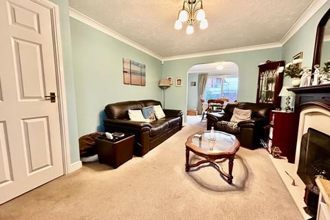 4 bedroom detached house for sale, Bank House Close, Manchester M29