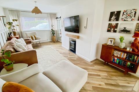 3 bedroom semi-detached house for sale, Westerdale Road, Grantham, NG31