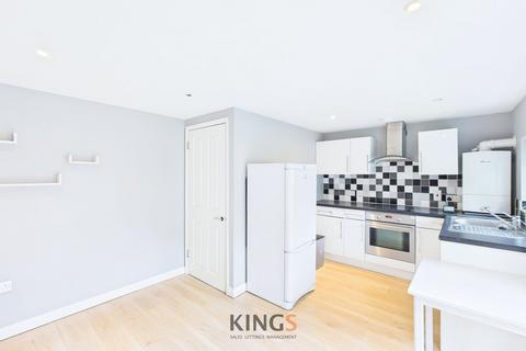 2 bedroom apartment to rent, Broom Close, Hatfield, AL10